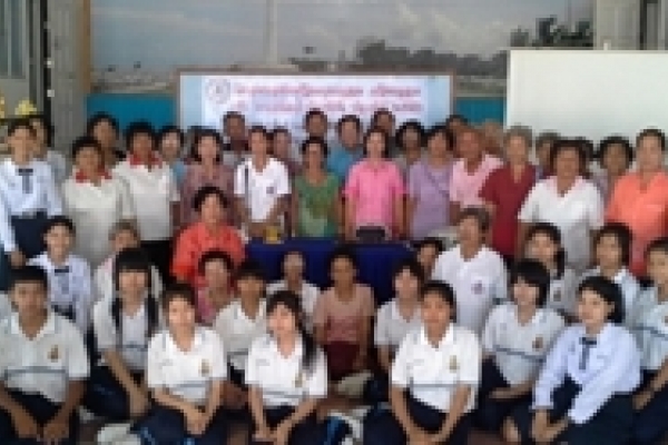 โครงการส่งเสริมคุณธรรมจริยธรรม เด็ก เยาวชน และประชาชน เทศบาลตำบลนาจอมเทียน ประจำปี ๒๕๕๖