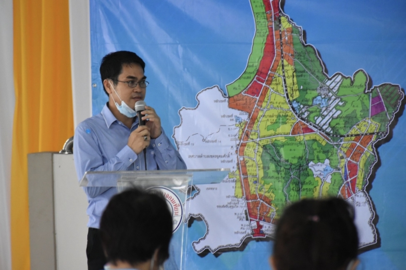 เทศบาลตำบลนาจอมเทียนจัดการประชุมเพื่อรับฟังความคิดเห็นเกี่ยวกับผังเมืองรวมสัตหีบ ในวันศุกร์ที่ 7 สิงหาคม 2563 เวลา 10.00 น ณ อาคารพระนางจอมเทียน สวนสาธารณะชายหาดบ้านอำเภอ