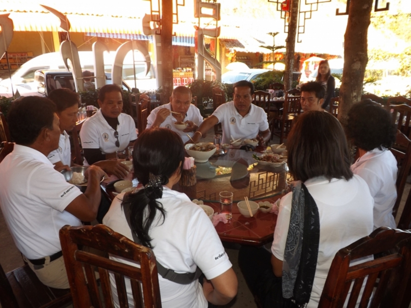 โครงการฝึกอบรมและศึกษาดูงานของคณะกรรมการชุมชน เทศบาลตำบลนาจอมเทียน ประจำปี ๒๕๕๖