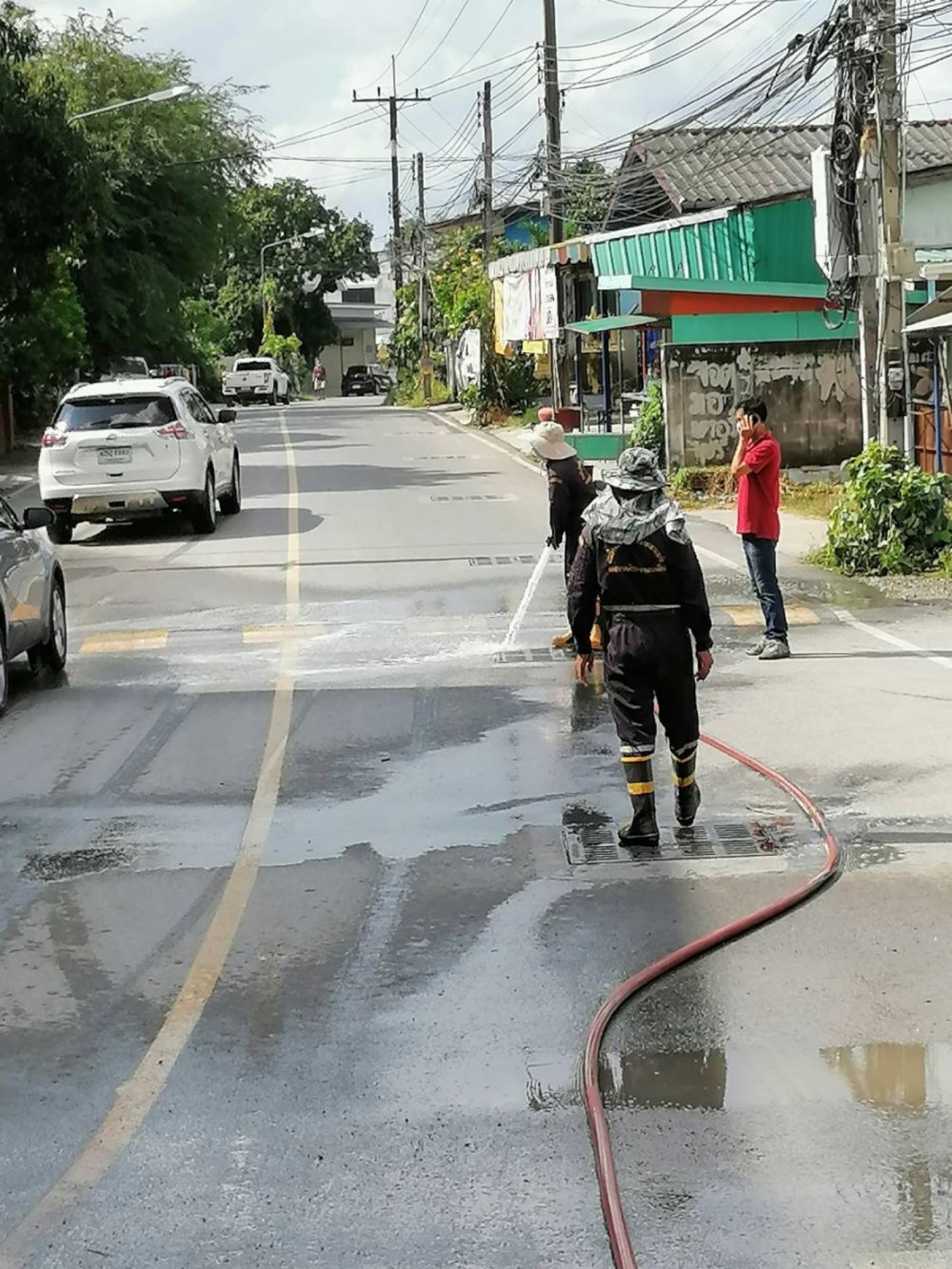 ล้างถนนลดฝุ่นละอองขนาดเล็ก Pm.2.5 และฉีดยาฆ่าเชื้อ