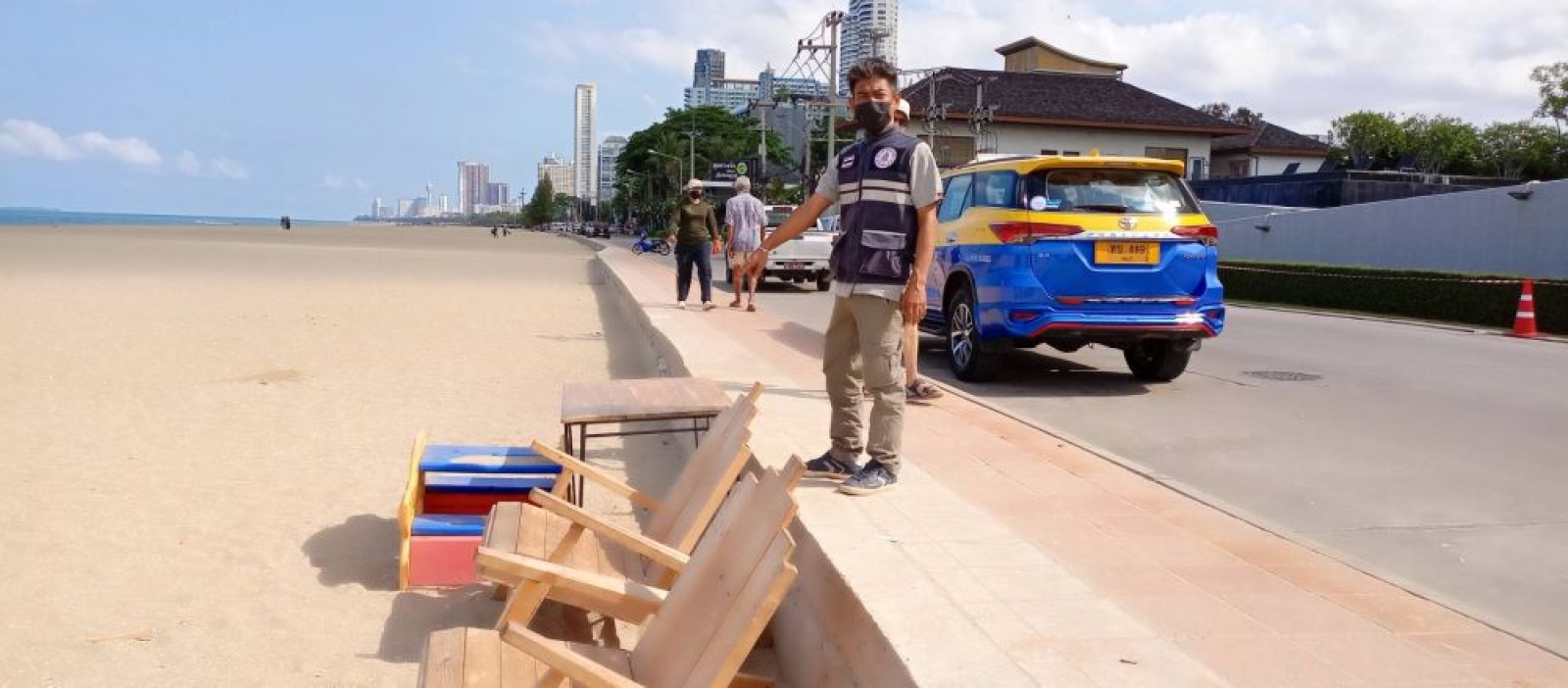 จัดระเบียบชายหาดจอมเทียน